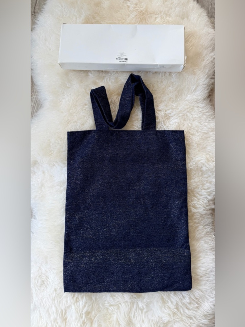 Chanel Beaute Blue & Shimmering Gold Tote. NEW in Original Beaute Box. GWP - Picture 3 of 9